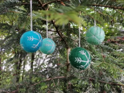 Christbaumkugeln Anhänger frische Farben
