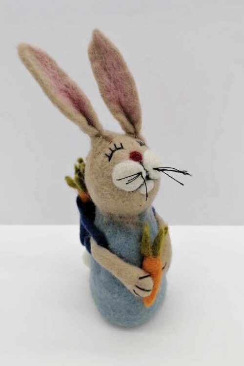 Filz Osterhase mit Rucksack