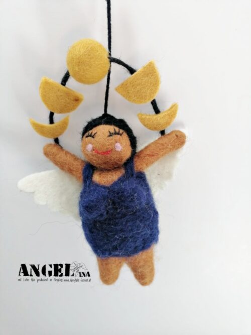 ANGELina Mond
